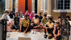 Koramil 05/Belakang Padang Gelar Nobar Piala Dunia Bersama Warga, Pererat Kebersamaan dan Kemanunggalan TNI dengan Rakyat