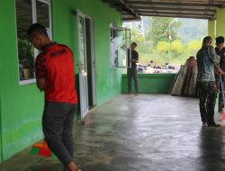 Satgas TMMD 130 dan Warga Turun Bersama, Bersihkan Masjid Baitul Makmur